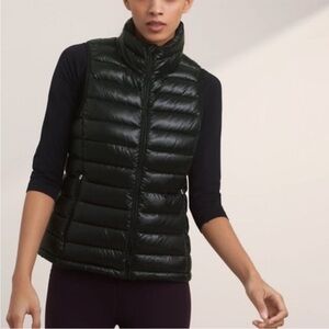 Aritzia Babaton Blake Quilted Down Puffer Jacket Vest